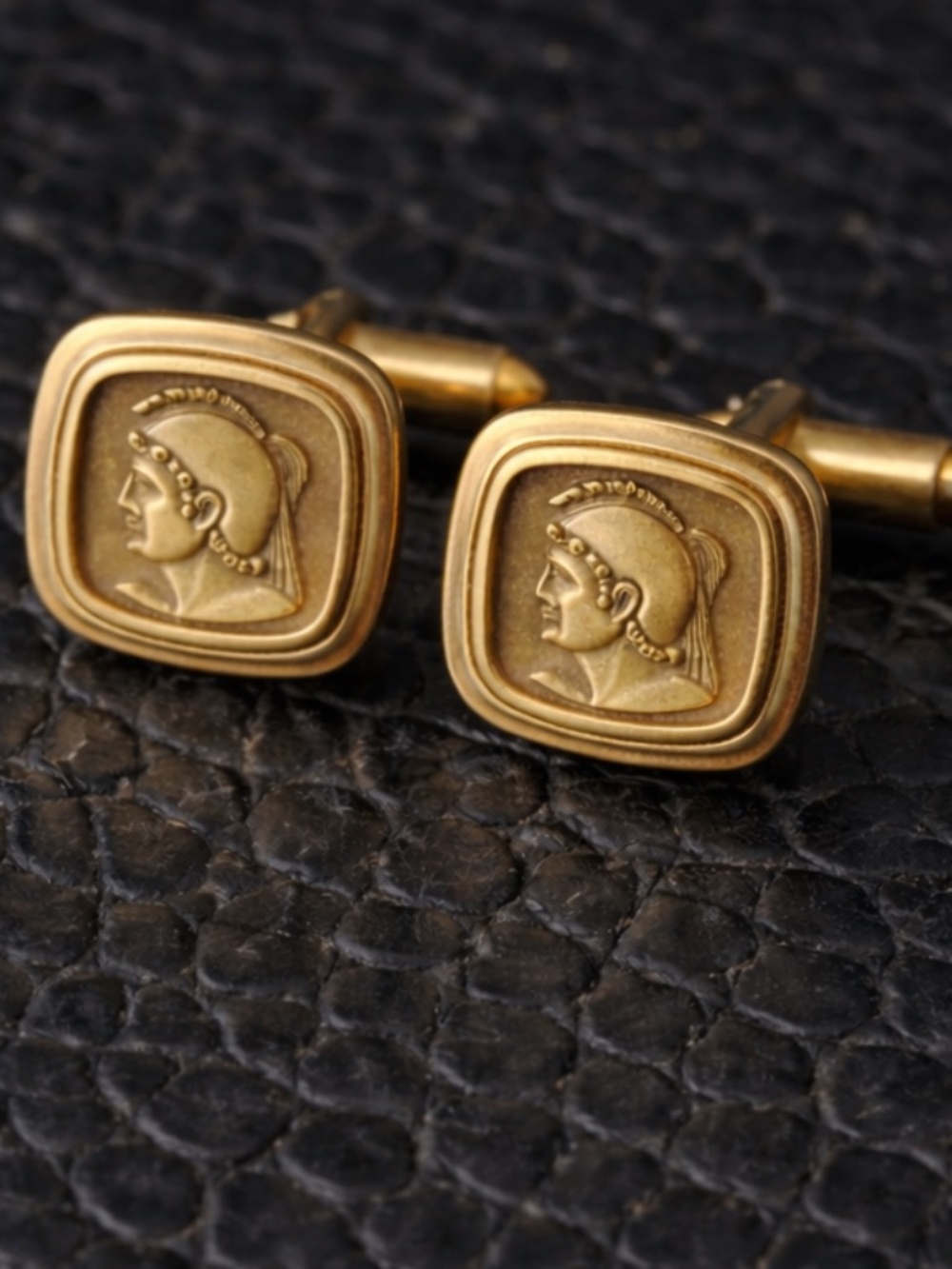 Krementz Roman Warrior Athena Cufflinks Vintage Art Deco Gold Tone Square
